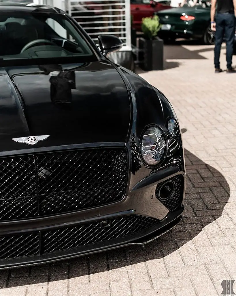 Black Bentley Continental GT, front detail