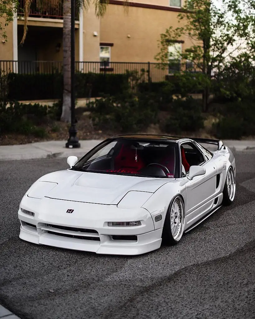 Honda NSX.