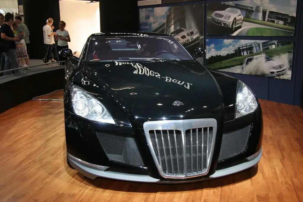 Maybach Exelero seen head-on with its chrome grille