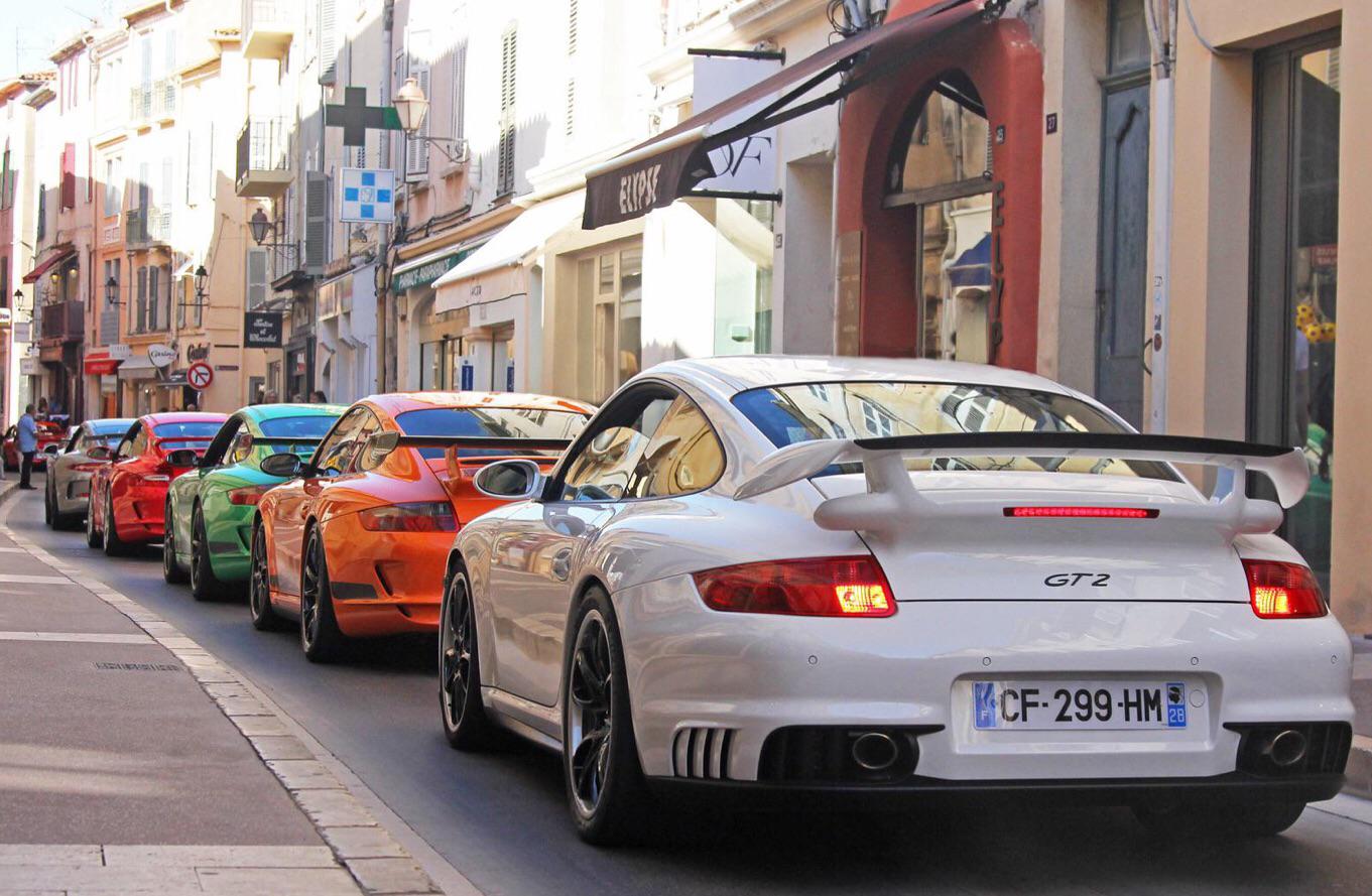 Porsche Invasion