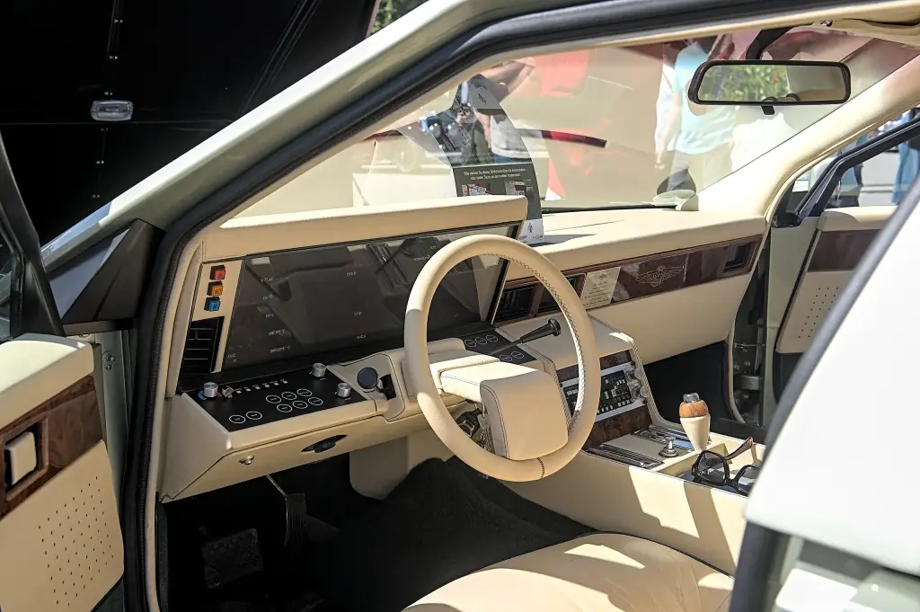 1983 Aston Martin Lagonda Series 2 wedge-shaped saloon