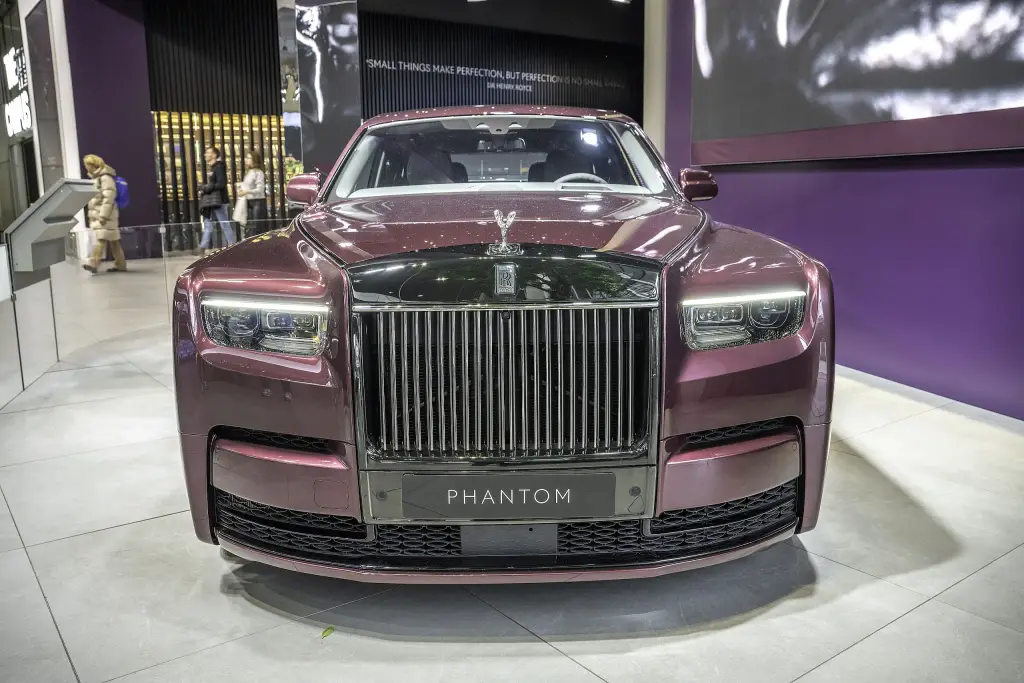 Front view of a Rolls-Royce Phantom with its upright grille and Spirit of Ecstasy