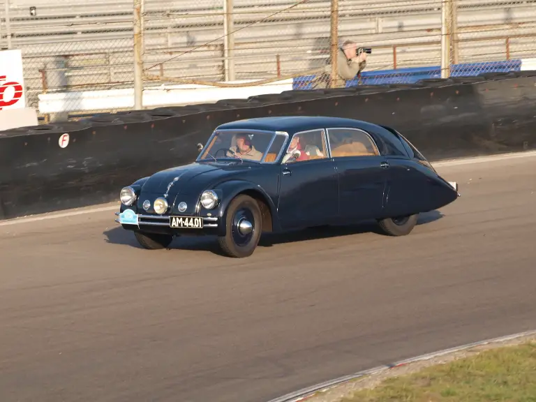 Tatra 77A streamlined saloon